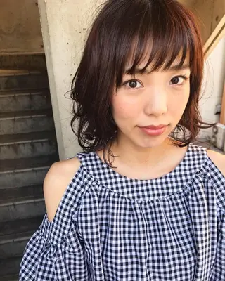 ミディアム パーマ 成松 勇治のヘアスタイル