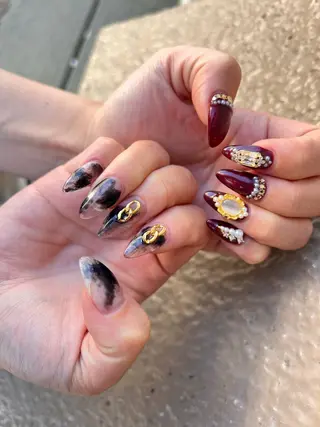 ネイル ✴︎ Delightのネイルデザイン