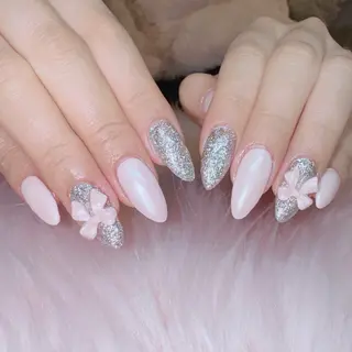 ネイル RIEKO🍒 ワンホン♡推しネイルのネイルデザイン