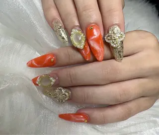 ネイル &ME ネイルサロンのネイルデザイン