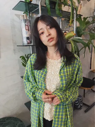 ロング ナガミ ショウのヘアスタイル