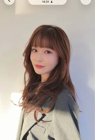 ロング 山下 凪澄のヘアスタイル
