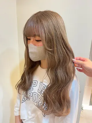 ロング カラー The B/ オガワラナのヘアスタイル