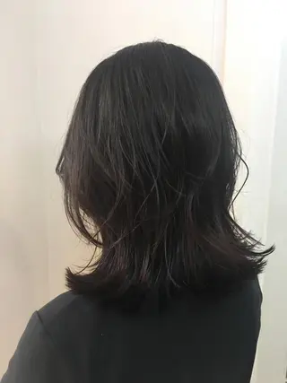 ミディアム カラー 清水 早織のヘアスタイル