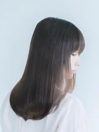 カラー 柳川 ことねのヘアスタイル