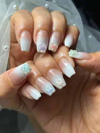 ネイル ✴︎ Delightのネイルデザイン