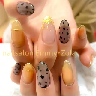 ネイル ネイルサロン Emmy  Zolaのネイルデザイン