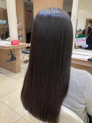 ロング 🔸縮毛矯正🔸 カソリ ナユタのヘアスタイル