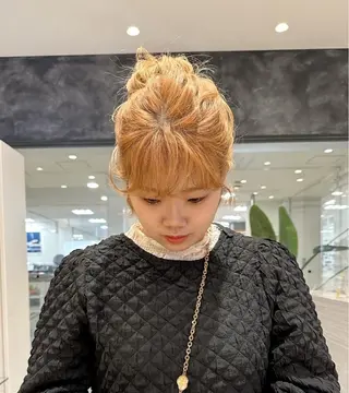 セミロング NAKAHARA TSUKUSHIのヘアスタイル