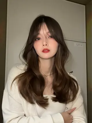 セミロング 🎀 うる艶透明感 カラー / 錦糸町のヘアスタイル
