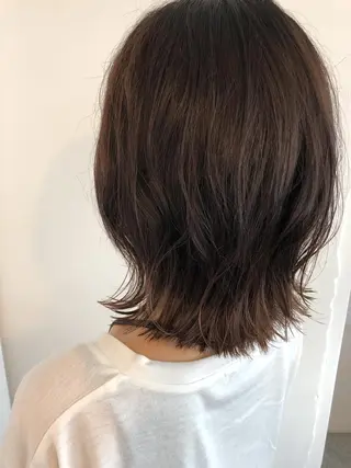 ミディアム カラー 日高 香織のヘアスタイル