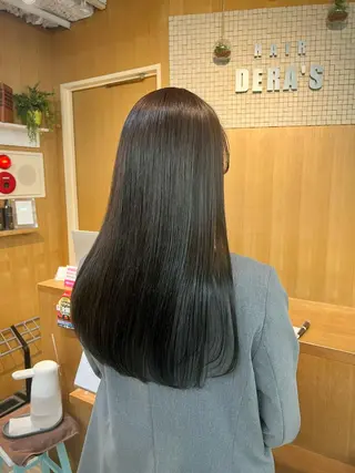 ロング カラー 透明感カラー/ イルミナカラーヒロキのヘアスタイル