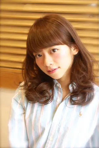 ミディアム カラー パーマ みうら ミウラのヘアスタイル