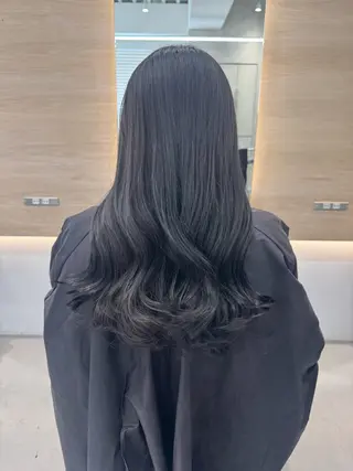 カラー ナカバチ ユイ🌼 Rizm greenのヘアスタイル