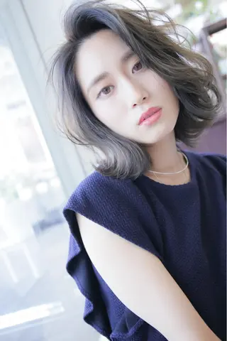 ミディアム 堀田 英樹のヘアスタイル