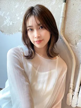 ミディアム ✨色持ちの良い艶 カラー✨蟹江真世のヘアスタイル