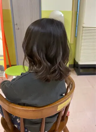 ミディアム 田牧 みゆきのヘアスタイル