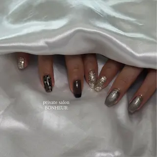 ネイル BONHEUR Annaのネイルデザイン