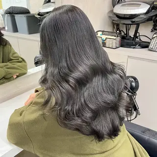 ロング カラー 韓国風艶髪🎀 暖色カラー🤍のヘアスタイル