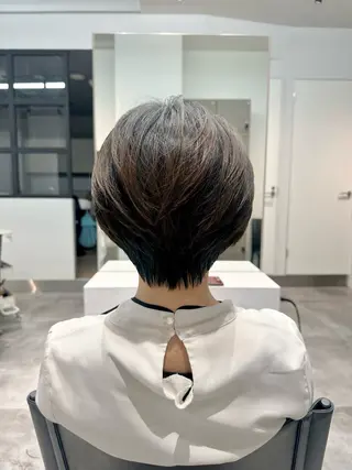 ショート ショートカット🧸 ごとうさなのヘアスタイル