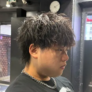 ミディアム パーマ メンズ 【フェザーパーマ】 【縮毛矯正】鶴田文のヘアスタイル