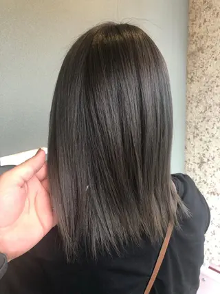 ミディアム カラー ヘアアレンジ 大塚 貴之のヘアスタイル