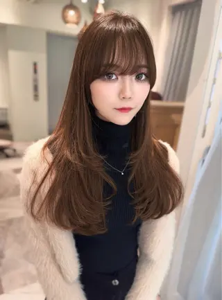 セミロング カラー 木屋元一/透明感 /前髪/ショートボブのヘアスタイル