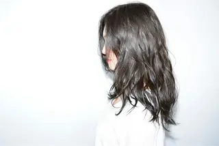 セミロング カラー 及川 祐輔のヘアスタイル