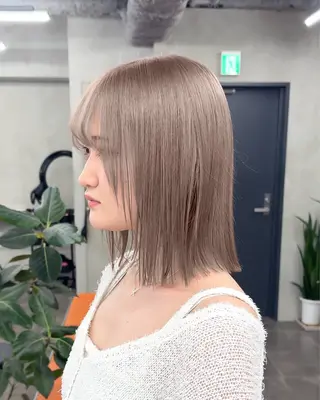 ミディアム カラー ブリーチ　ハイトーン 特化🌈フジタハルキのヘアスタイル