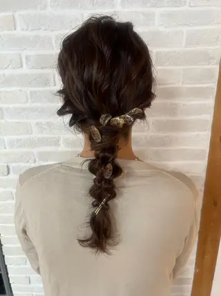 ロング ヘアアレンジ Topstylist YUKIのヘアスタイル