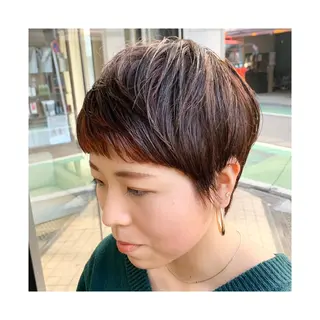ショート カラー 竹内 康浩のヘアスタイル