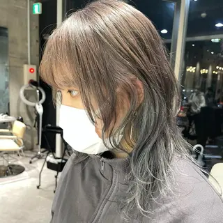 セミロング カラー iLi🫧kim ryongna🦋のヘアスタイル