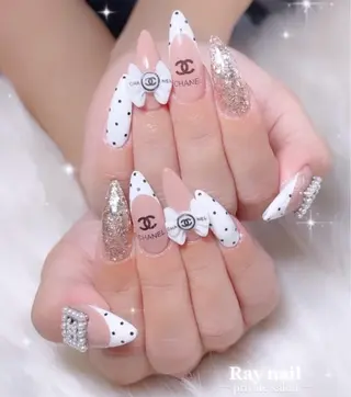 ネイル 𝐑𝐚𝐲 𝐧𝐚𝐢𝐥のネイルデザイン
