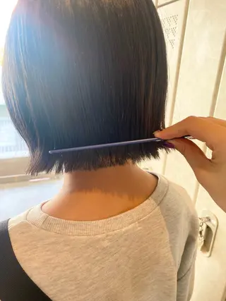 ミディアム 黒木日那/髪質改善/ モテカラー/レイヤーのヘアスタイル