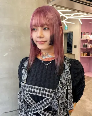 ロング ハイトーン 🌷ハルミ🌷のヘアスタイル