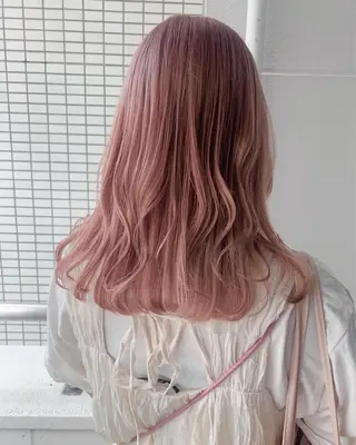 セミロング カラー 🐝 hachi🐝のヘアスタイル