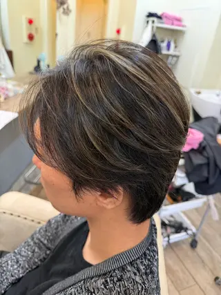 カラー メンズ 鶴見 和美のヘアスタイル