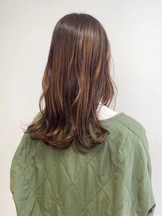 セミロング 3月で掲載終了です BASSA Aikaのヘアスタイル