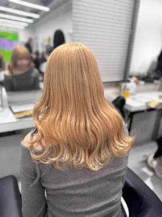 ロング カラー ヘアアレンジ 透け上品ハイトーン 職人ゆうと🤍のヘアスタイル