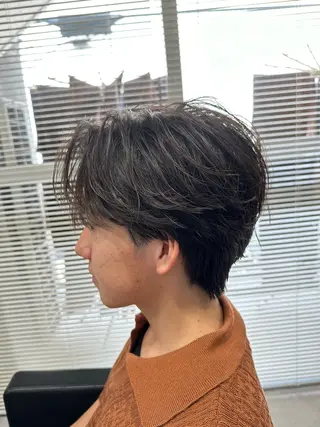 ショート パーマ メンズ ユウ🪄 パーマ指名No1のヘアスタイル