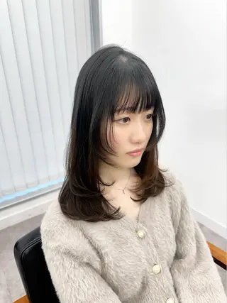 ミディアム カラー パーマ ヘアアレンジ メンズ キッズ 骨格レイヤーカット 🌿美髪縮毛矯正のヘアスタイル