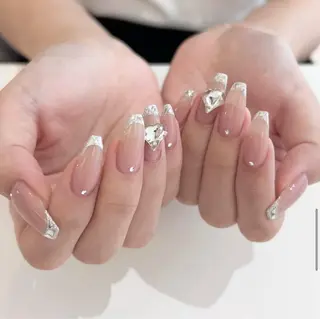 ネイル HIN NAILのネイルデザイン