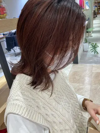 ミディアム cyan SANAMIのヘアスタイル