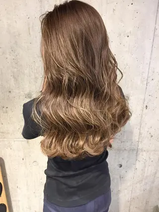 セミロング カラー パーマ ヘアアレンジ メンズ キッズ ネイル マツエク・マツパ 韓国風×透明感カラー 髪質改善オタベシンヤのヘアスタイル