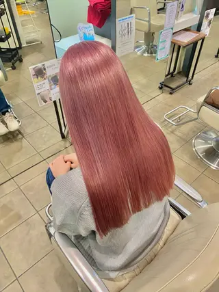 セミロング ✨ブリーチ/ウルフ/ 心斎橋/横山大樹のヘアスタイル