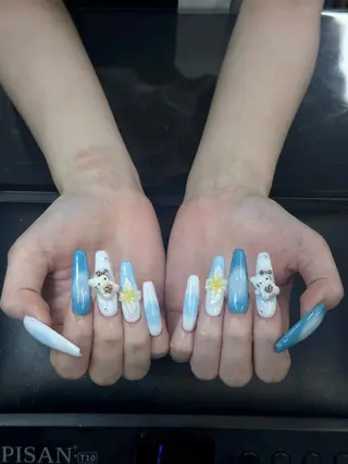 ネイル Iconic Nailのネイルデザイン