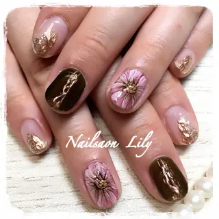 ネイル Lily*nail 🌻Mii🌻のネイルデザイン