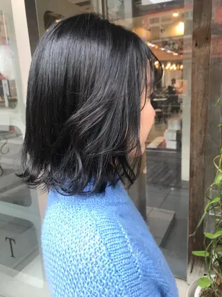 ミディアム カラー mana 暖色カラーカットのヘアスタイル