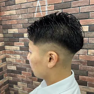 メンズ 🪞縮毛矯正/透明感 カラー🪞まなのヘアスタイル