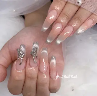 ネイル momo 長さだしのネイルデザイン